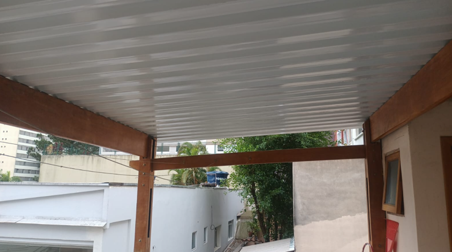 Cobertura com Telha Metálica
